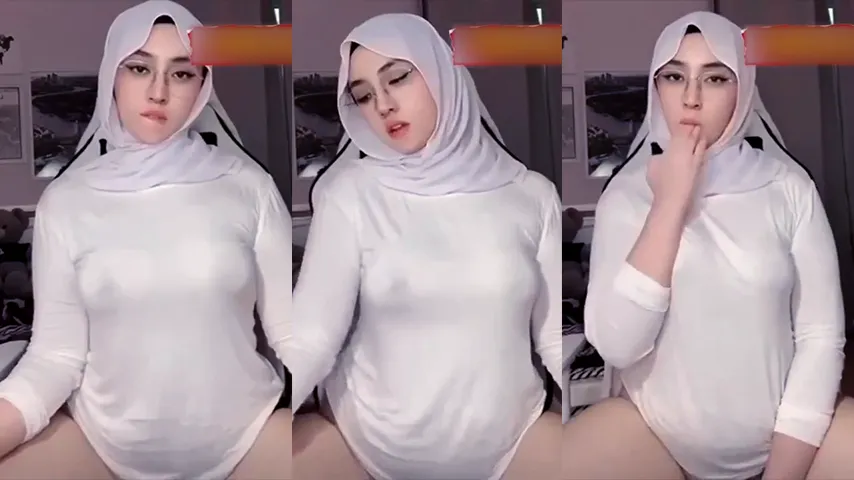 BabyPanda Andini Hijab Putih Viral 01