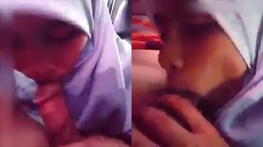 Hijab Nyepong Dalem Mobil