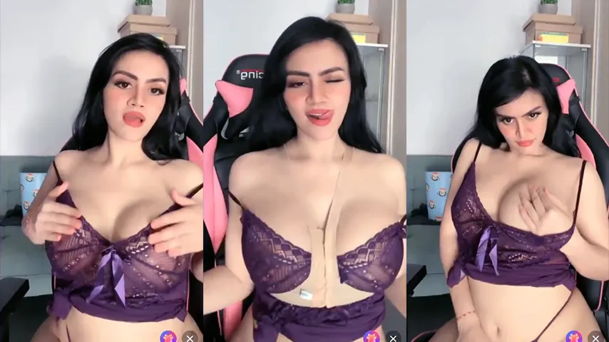 Selebgram Alondra Live Show BarBar