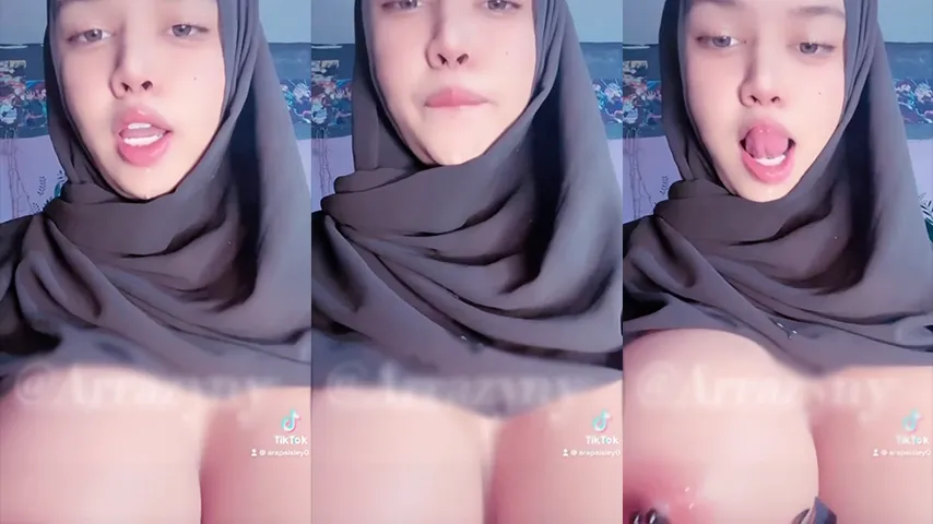 Tiktokers Hijaber Cantik Toge Sange